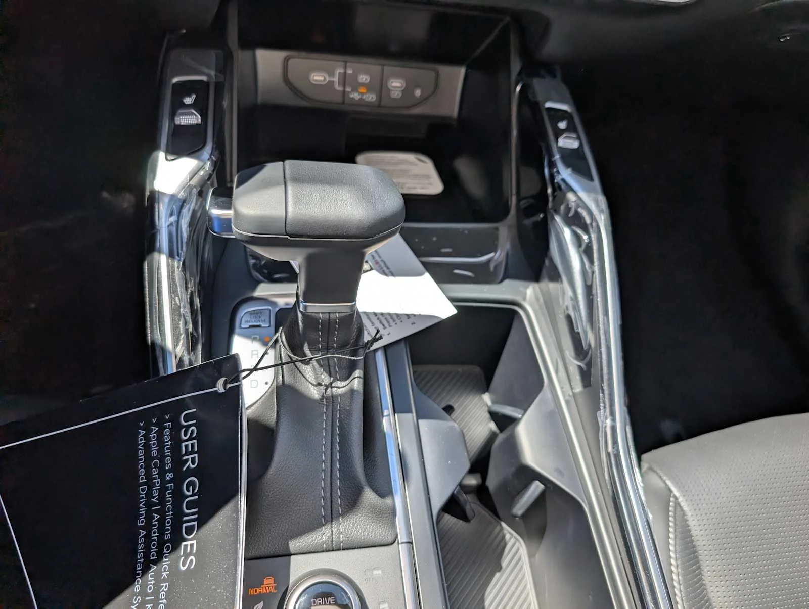 New 2026 Wolf Gray Kia S image 27