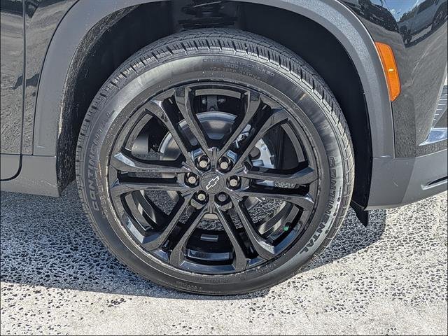 2027 Chevrolet Traverse LT - Photo 12