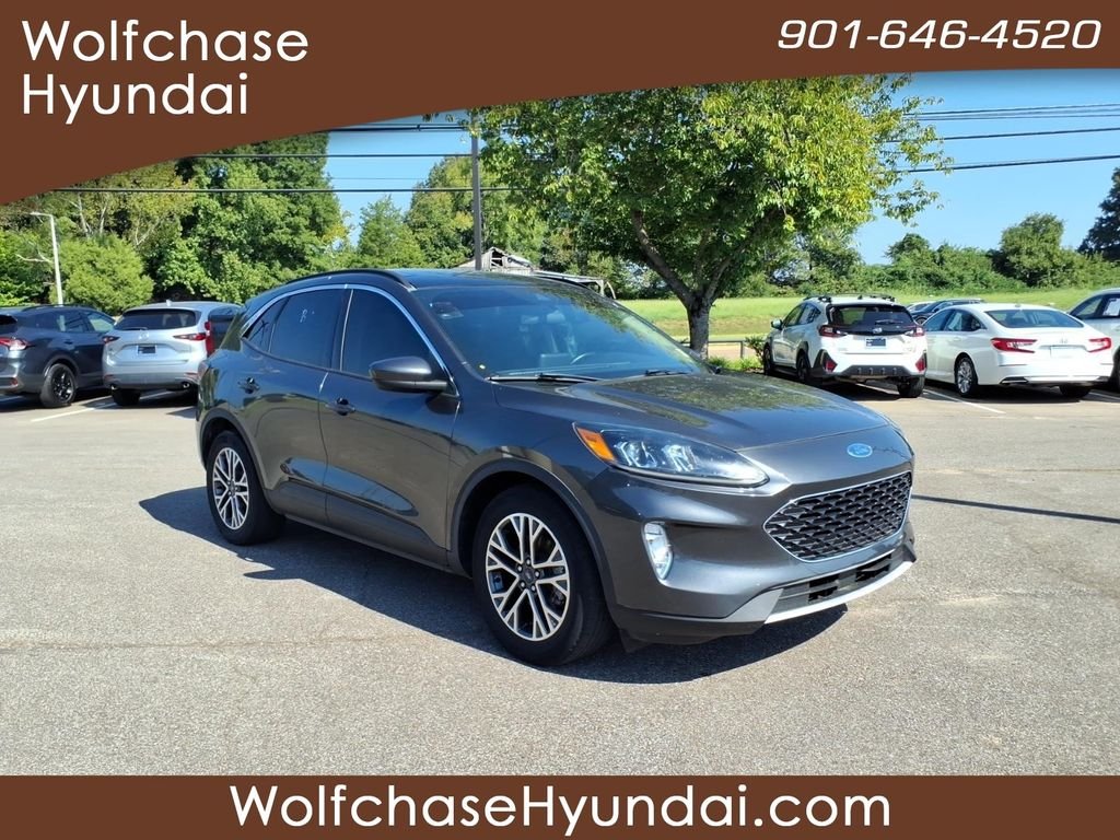 Used 2020 Gray Ford SEL image 7