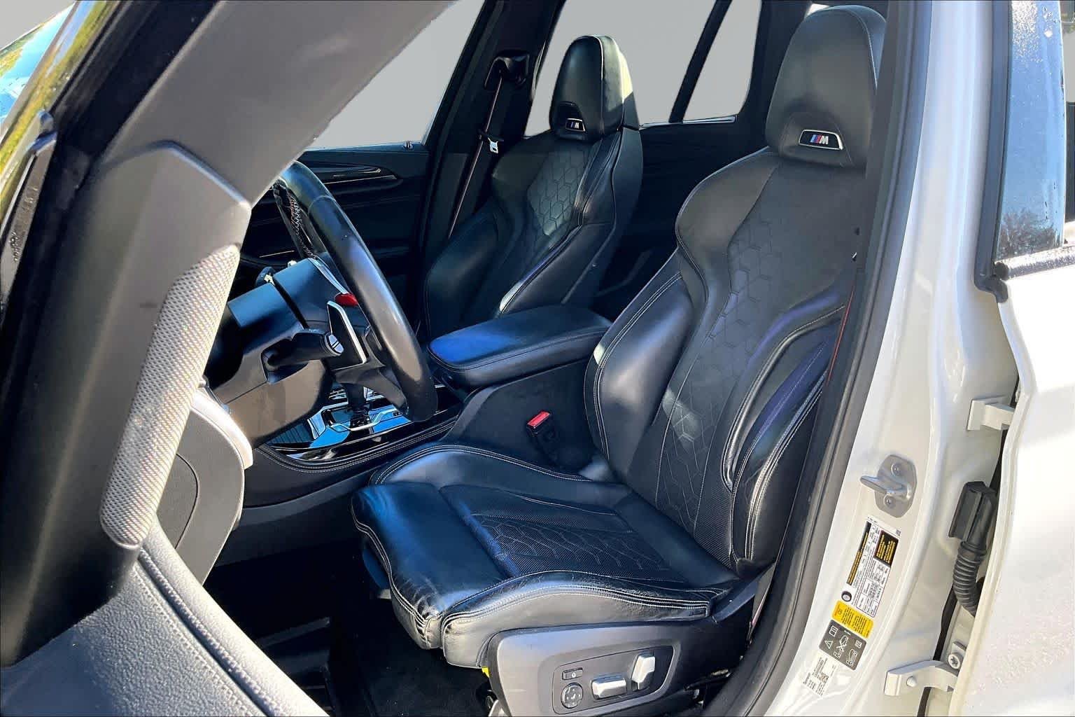 Used 2021 Alpine White BMW  image 7