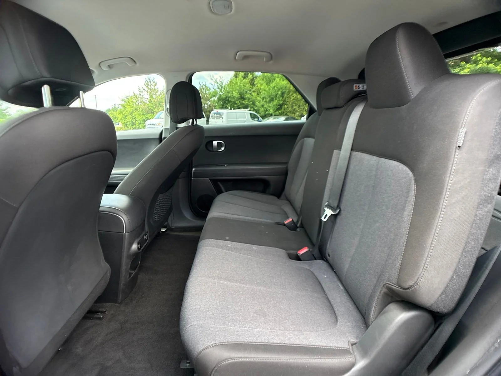 Used 2024 Black Hyundai SEL image 7