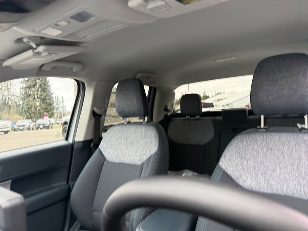 New 2025 Space White Metallic Ford XLT image 25