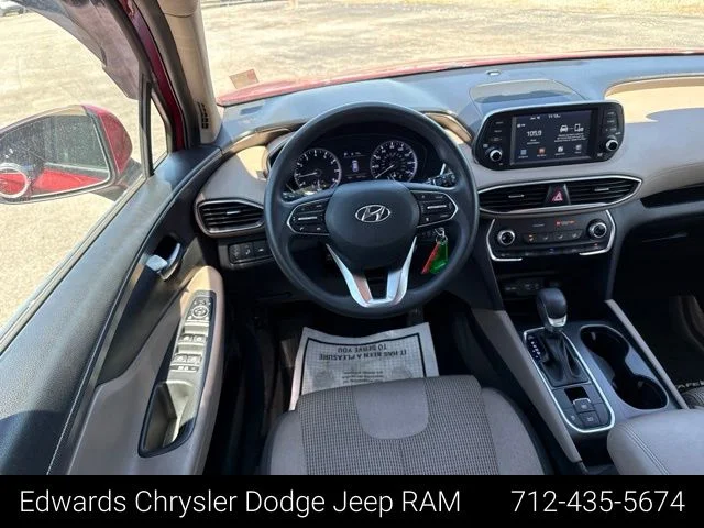 Used 2019 Red Hyundai SE image 27