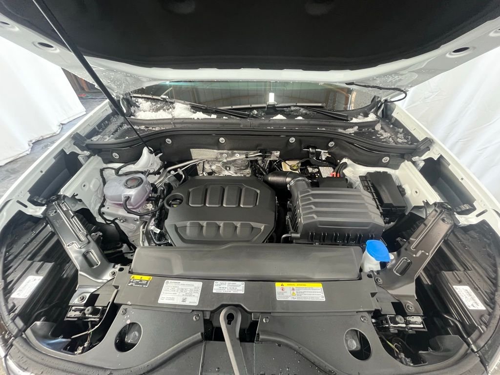 New 2026 White/off-white Volkswagen 2.0T SE w/Technology image 26