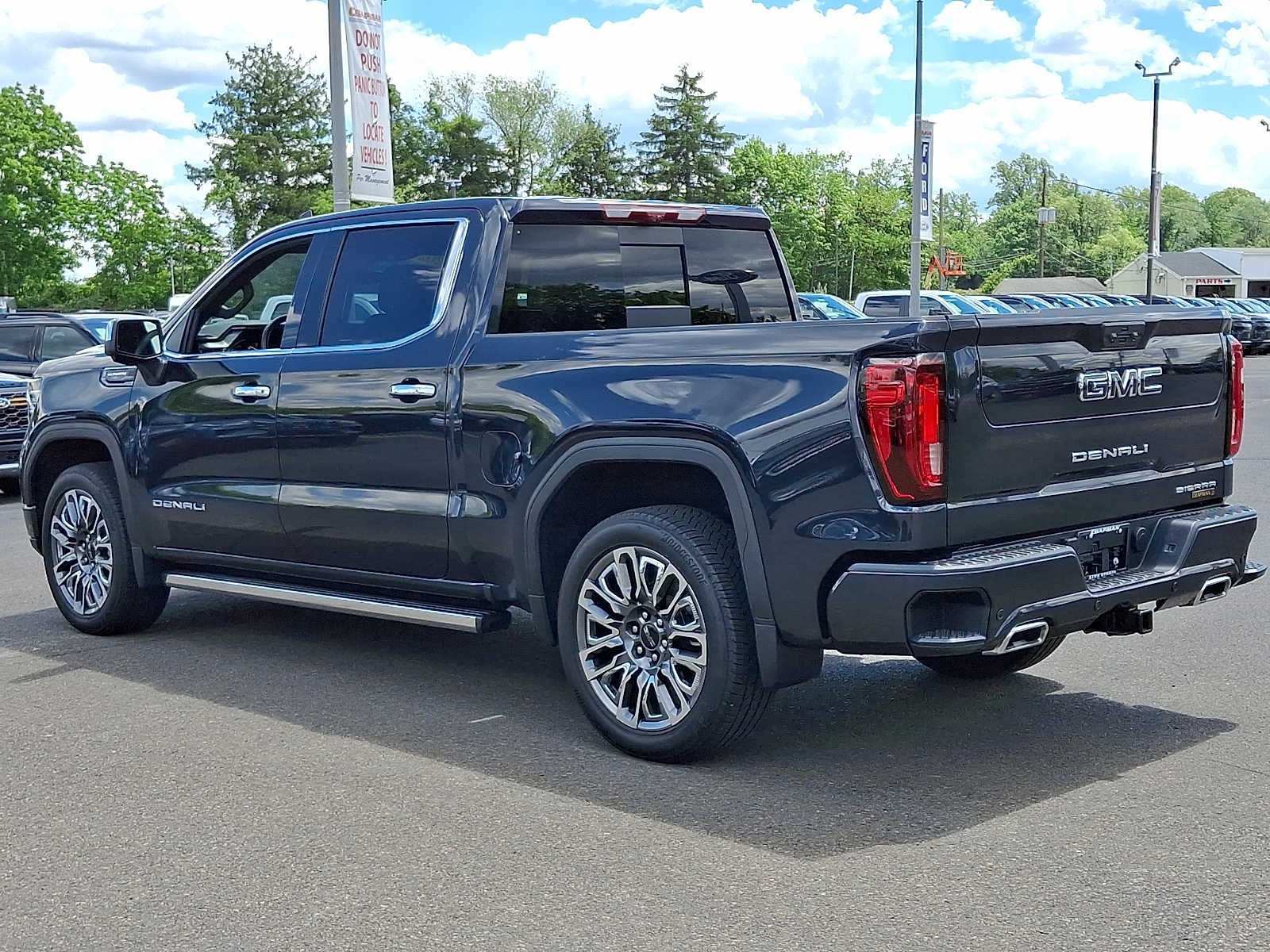 Used 2026 Titanium Rush Metallic GMC Denali Ultimate image 4