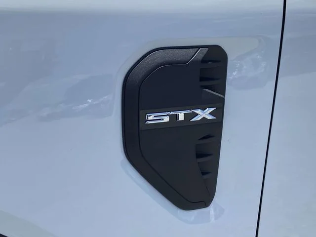 New 2026 Oxford White Ford XL image 6