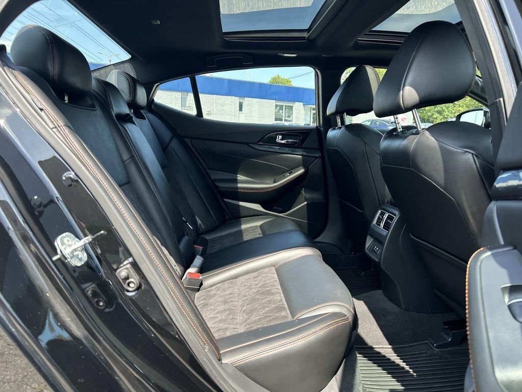 Used 2022 Black Nissan SR image 17