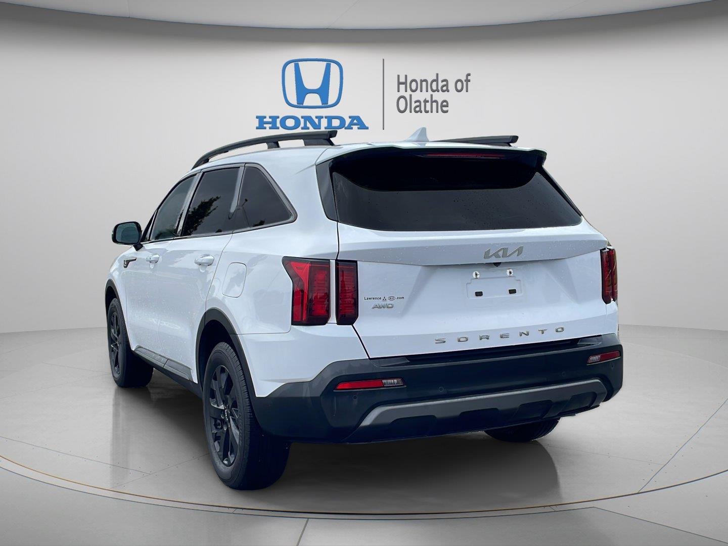 Used 2022 Glacial White Pearl Kia X-Line S image 5