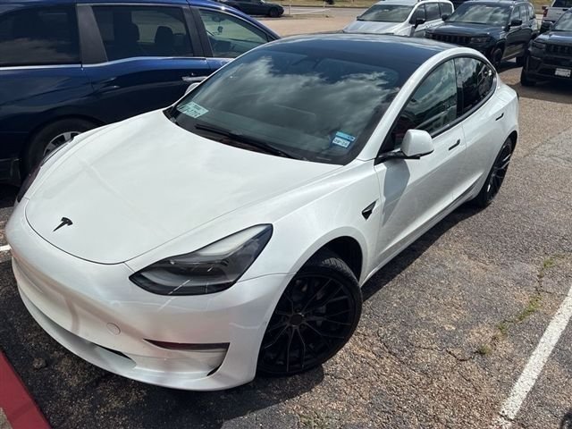2021 Tesla Model 3 Standard Range Plus's photo