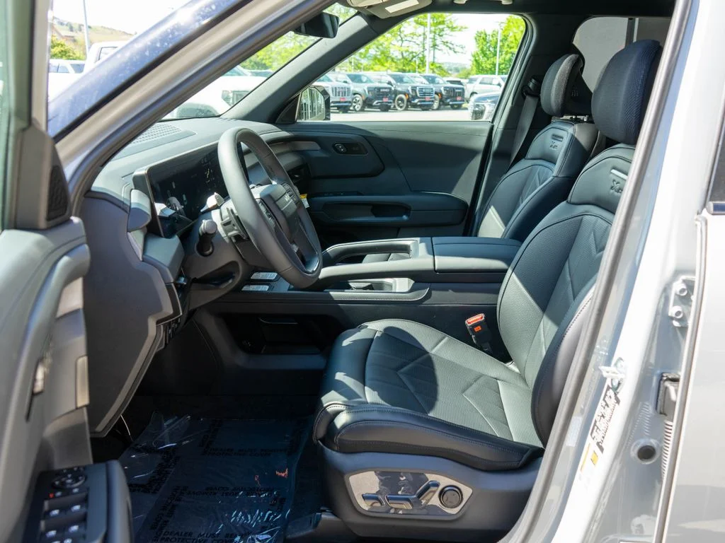 New 2027 Wolf Gray Kia X-PRO SX image 11