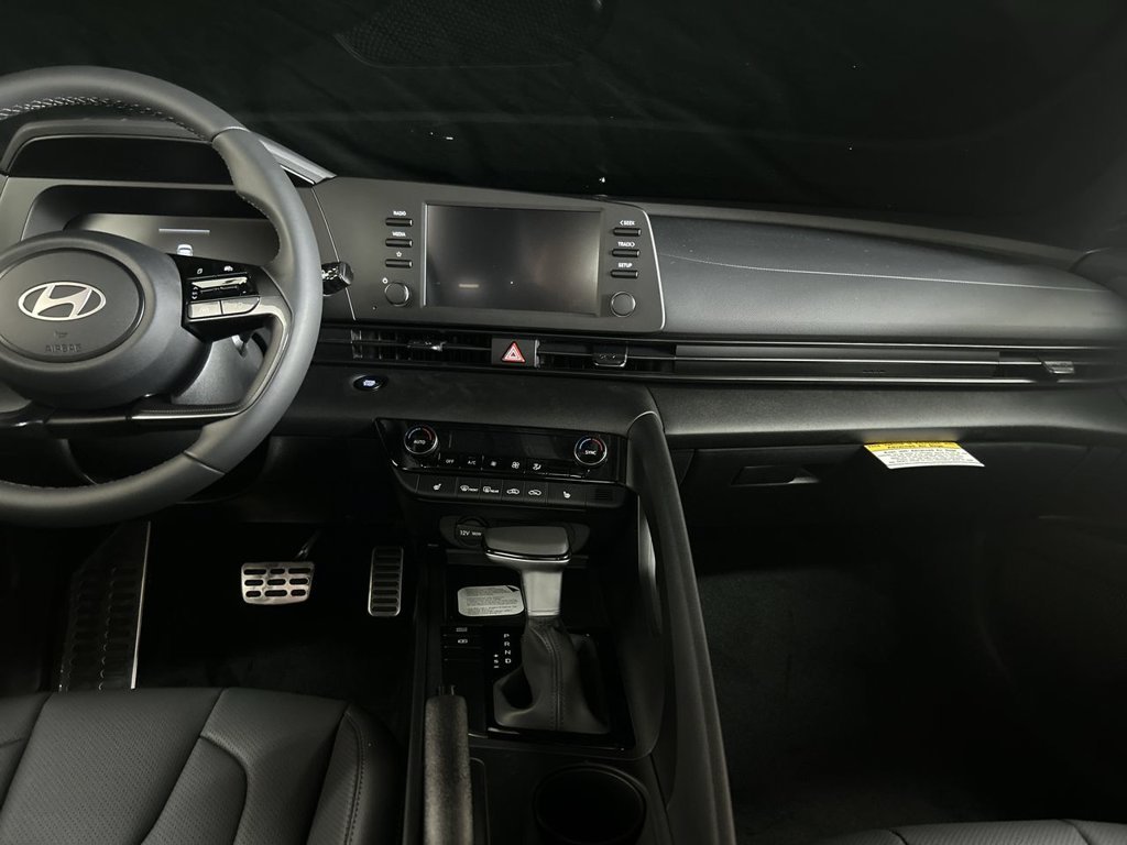 Used 2026 White Hyundai SEL Sport image 18