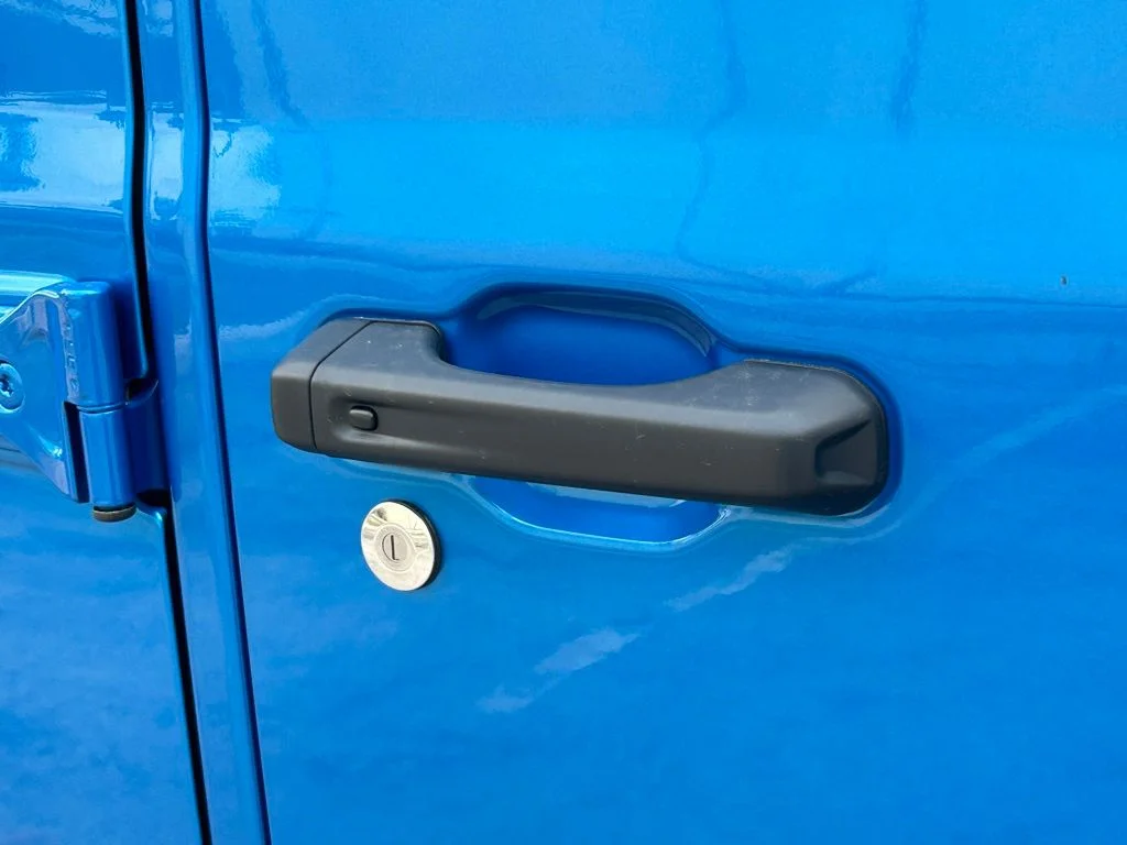 Used 2024 Blue Jeep Sahara image 16