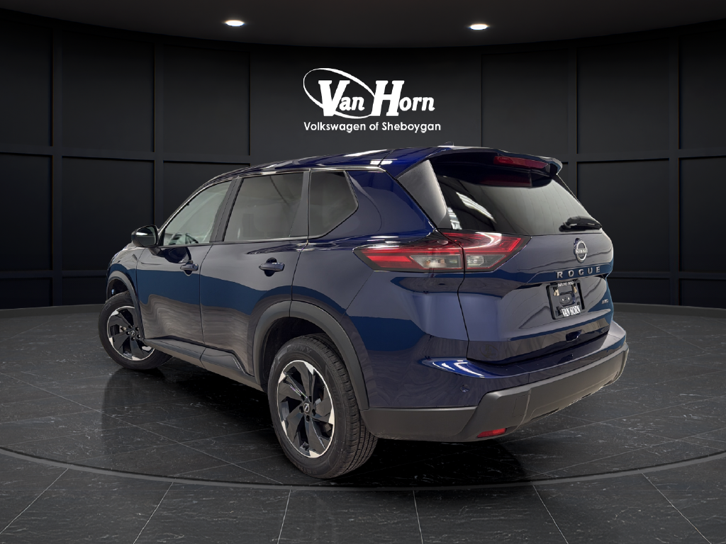 Used 2025 Deep Ocean Blue Pearl Nissan SV image 5