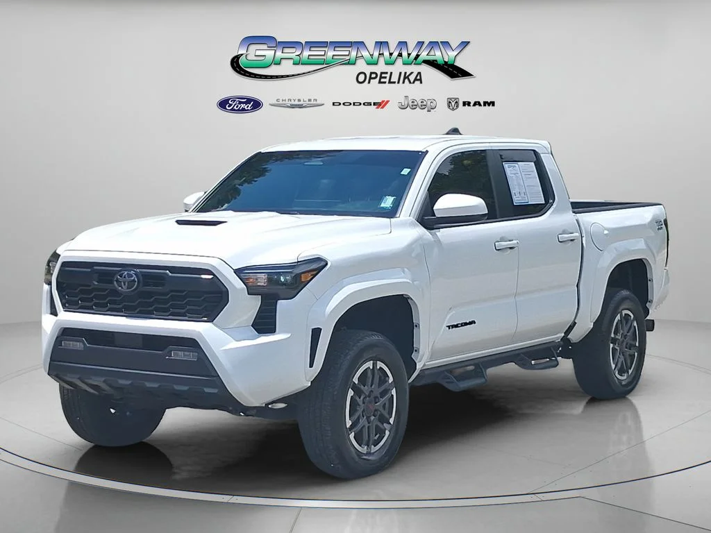 Used 2025 Ice Toyota TRD Sport image 3