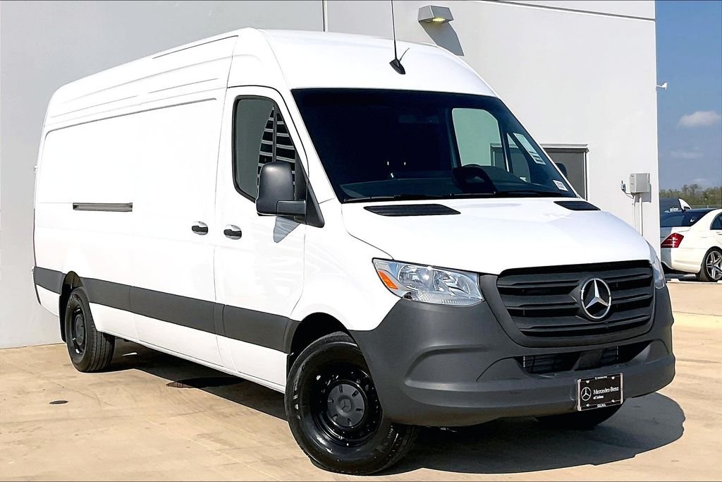 2026 Mercedes-Benz Sprinter 2500 170 WB HO High Roof's photo