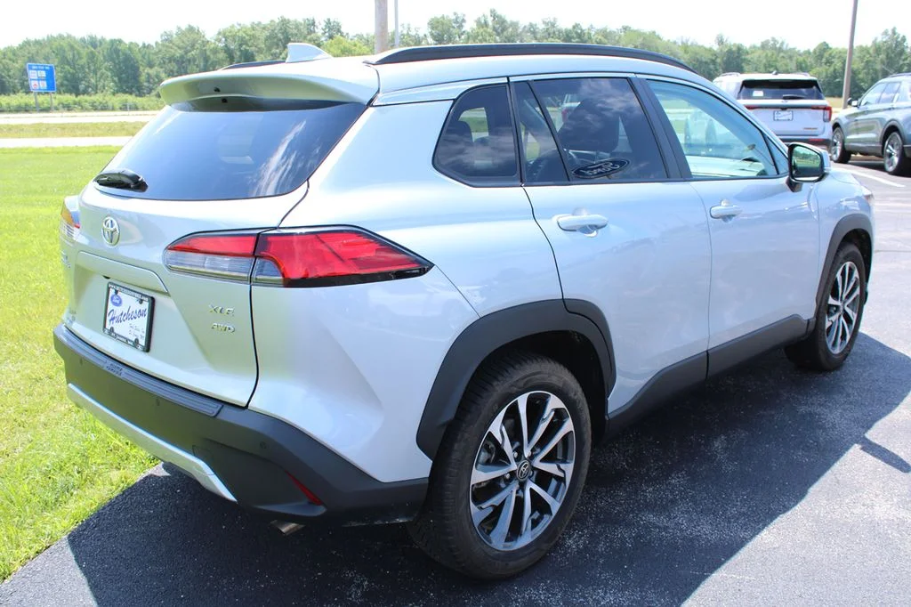Used 2023 Silver Toyota XLE image 16