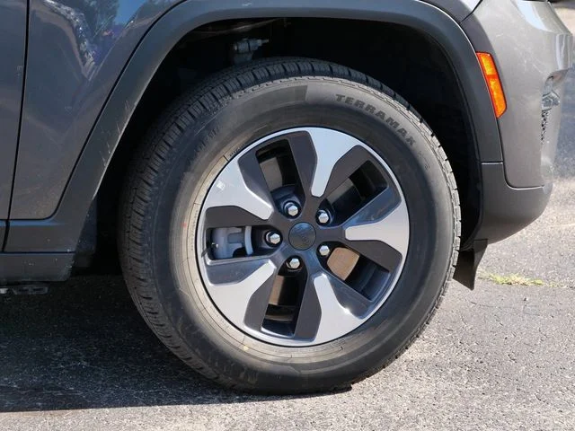 Used 2024 Gray Jeep 4xe image 7