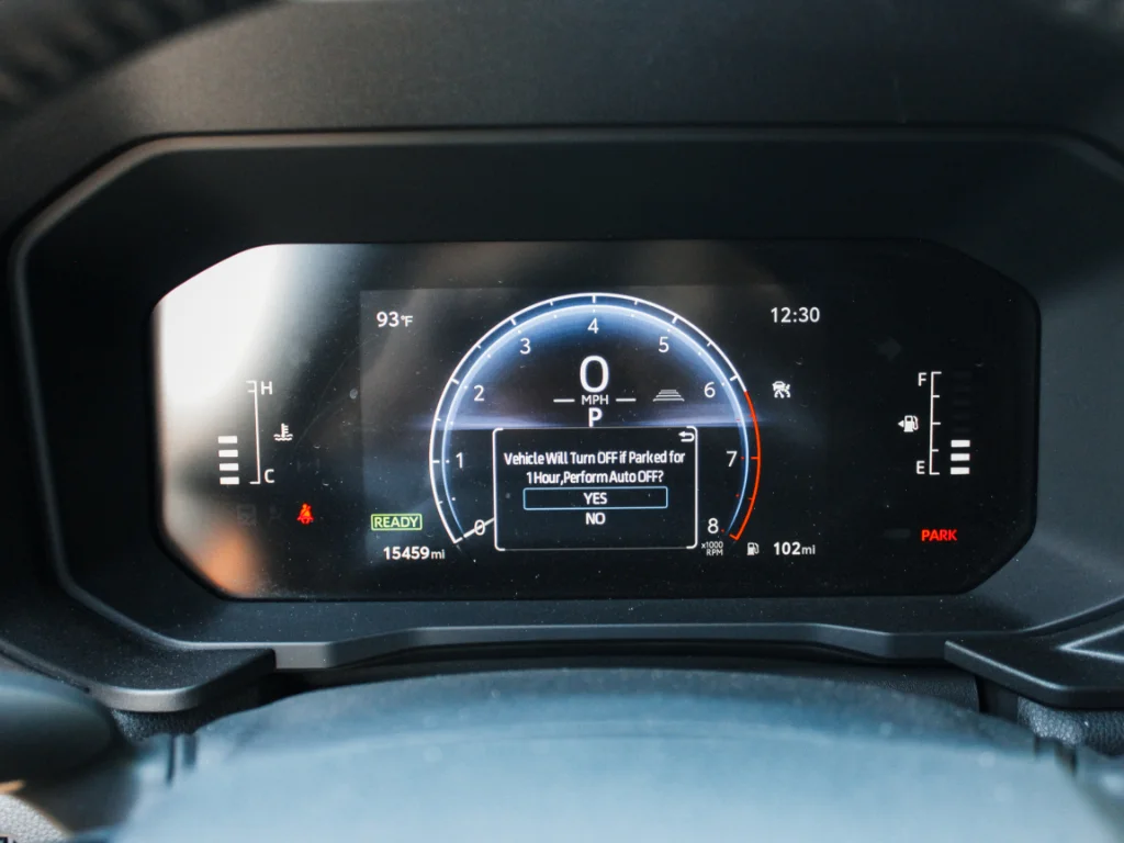 Used 2025  Toyota  image 14