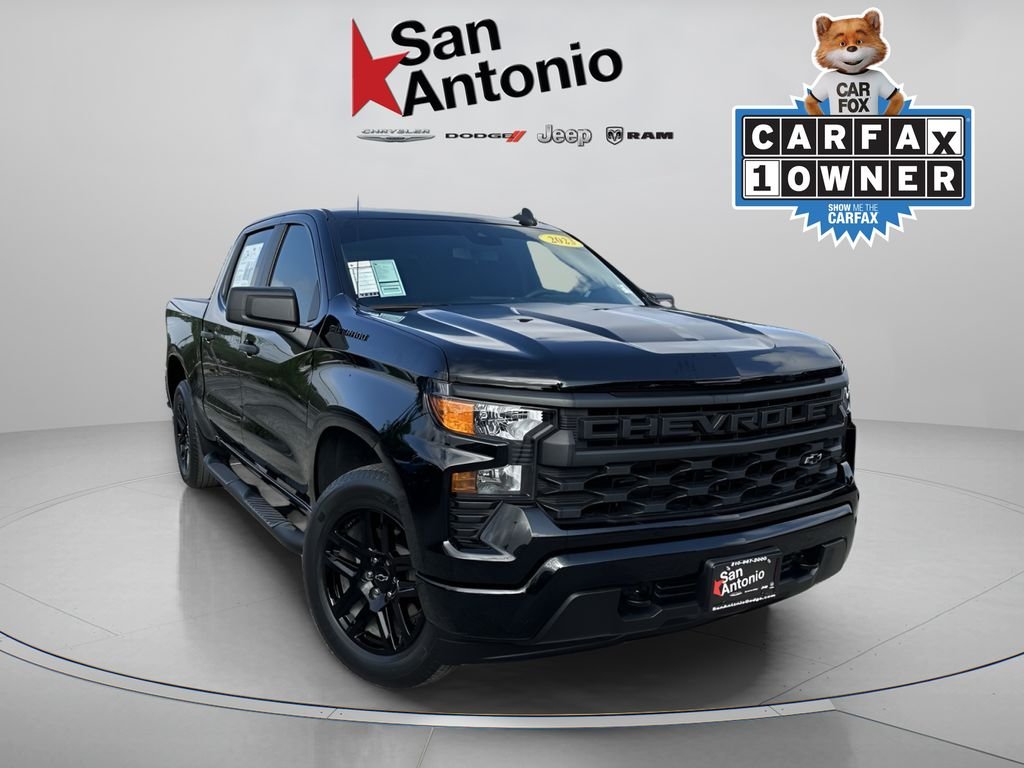 2023 Chevrolet Silverado 1500 Custom Crew Cab Short Box's photo