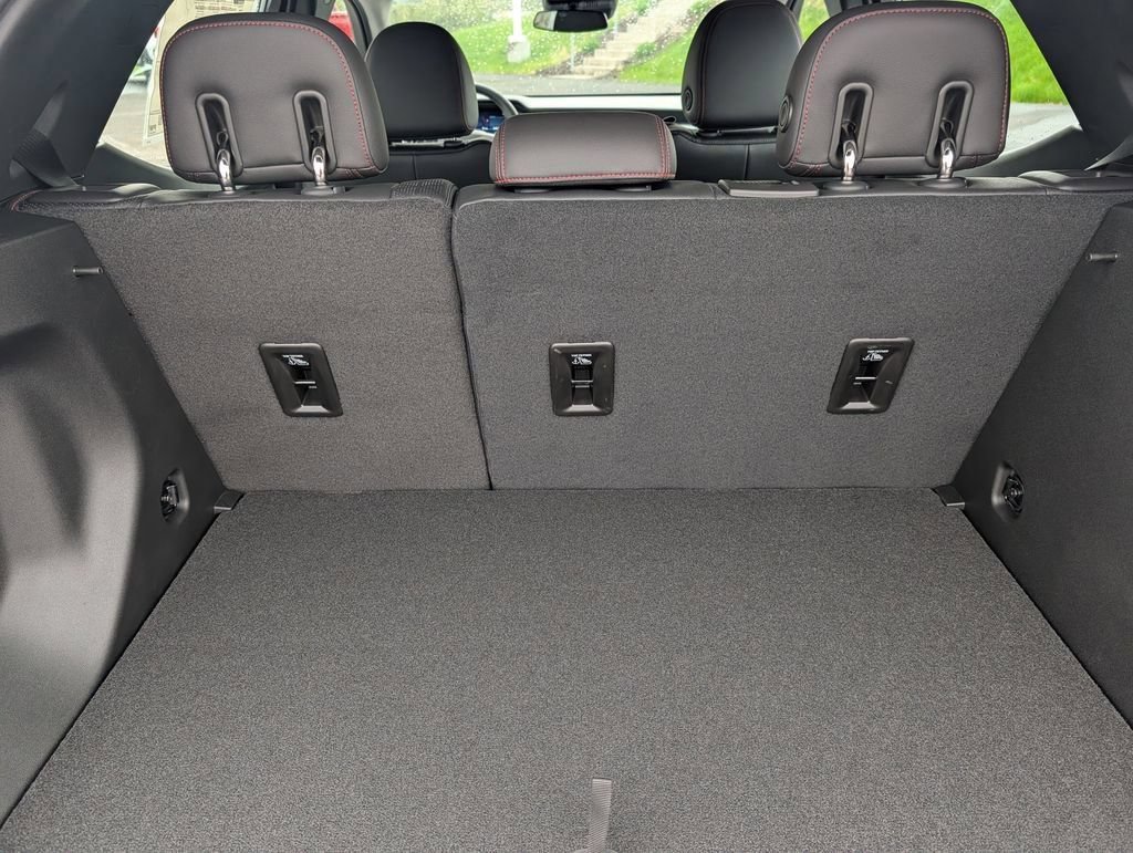 2027 Chevrolet Bolt RS - Photo 6