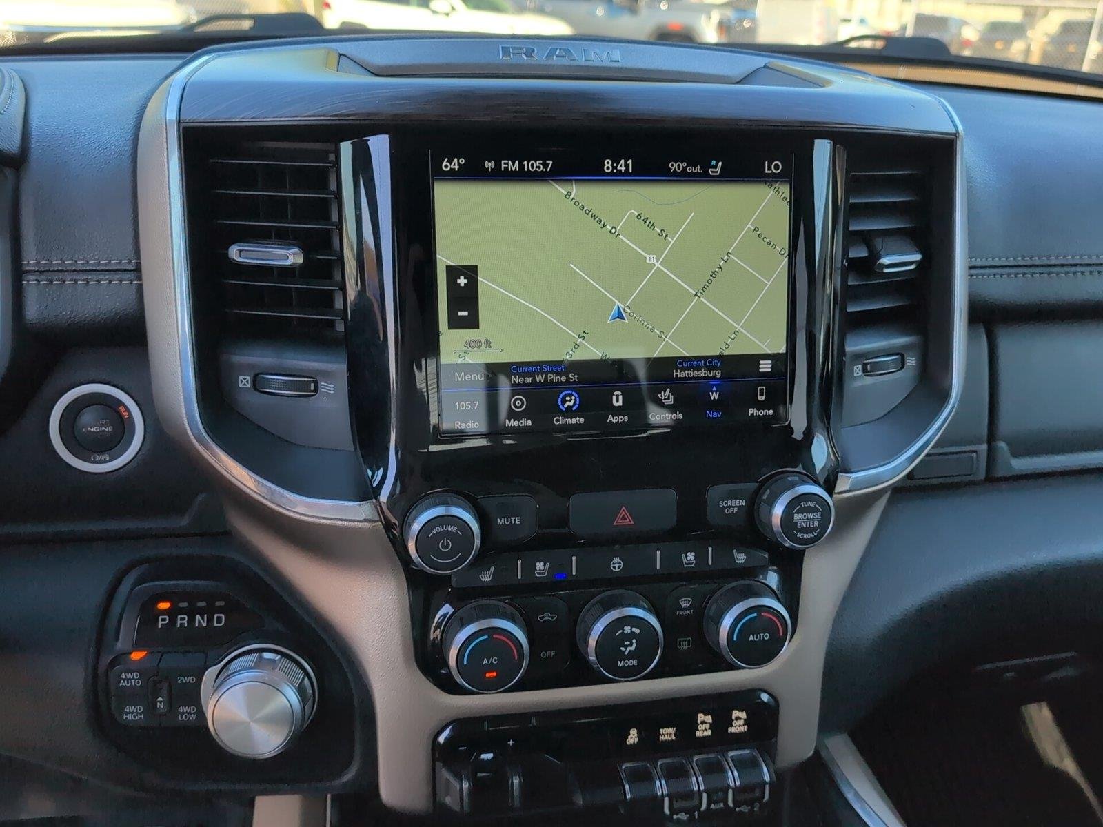 Used 2019 Ivory White Tri-Coat Pearlcoat Ram Laramie image 17