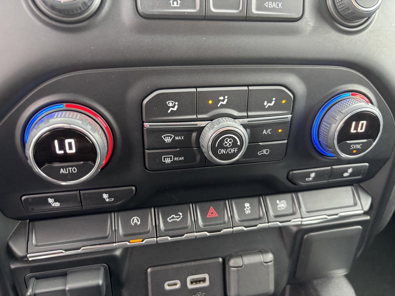 Used 2021 Summit White Chevrolet RST image 23