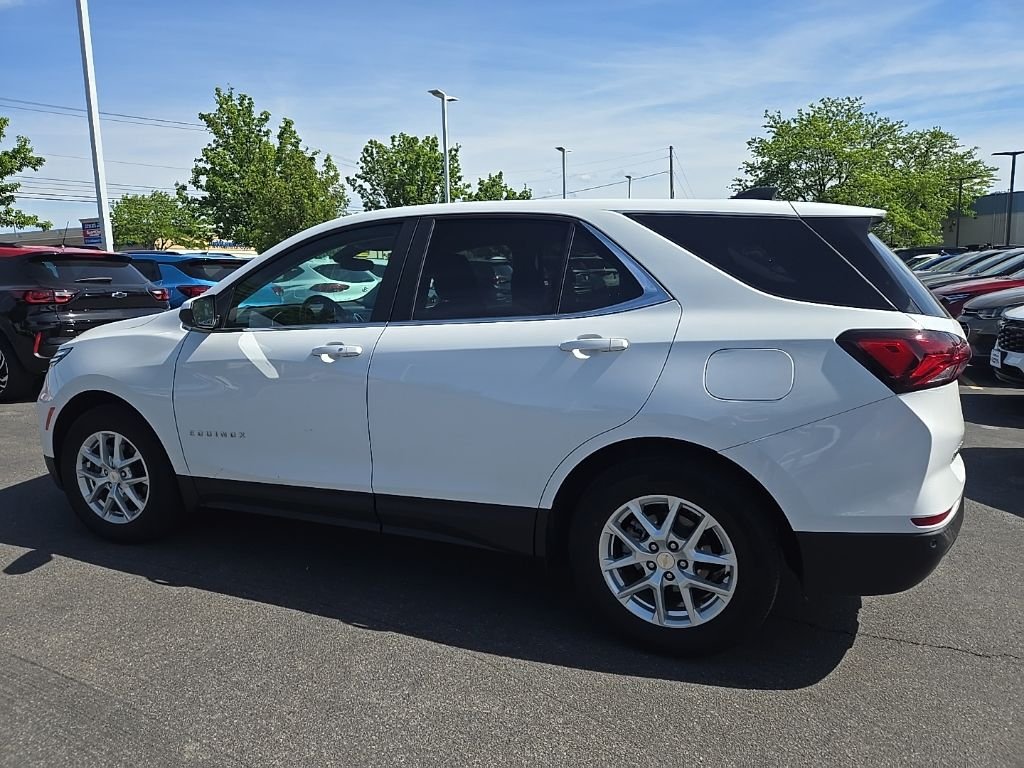 Used 2024 White Chevrolet LT image 3