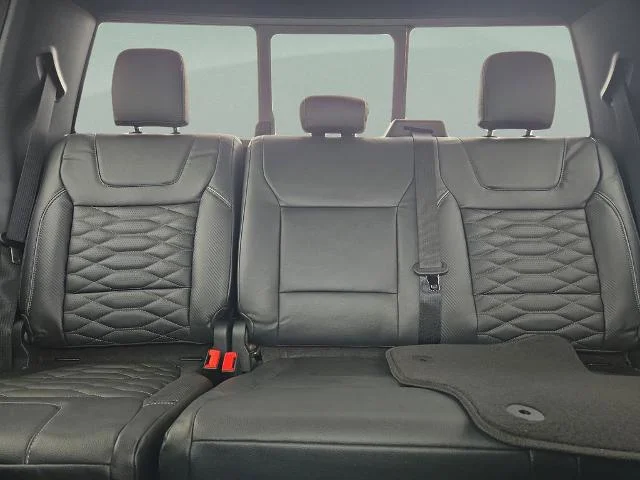 New 2025 Space White Metallic Ford XLT image 18