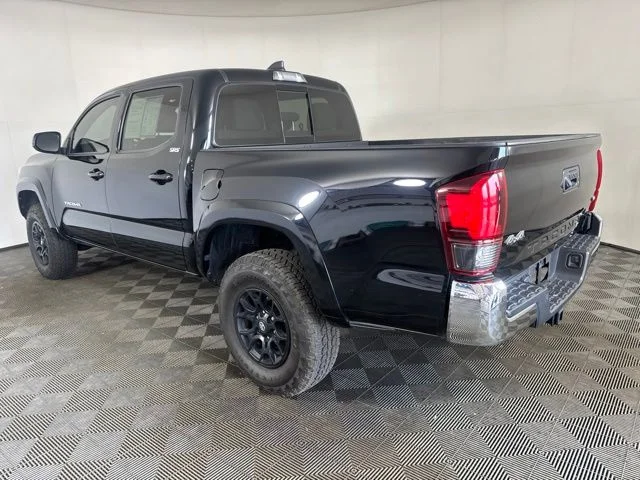 Certified Used 2020 Midnight Black Metallic Toyota SR5 image 6