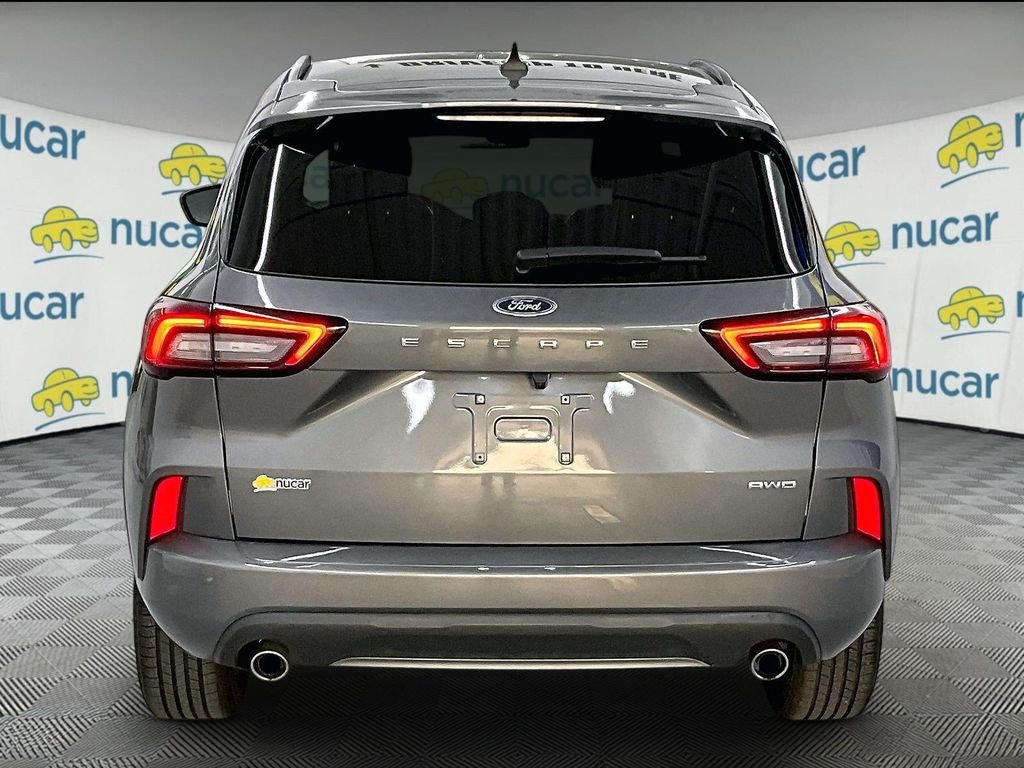 Used 2024 Gray Metallic Ford ST-Line image 5