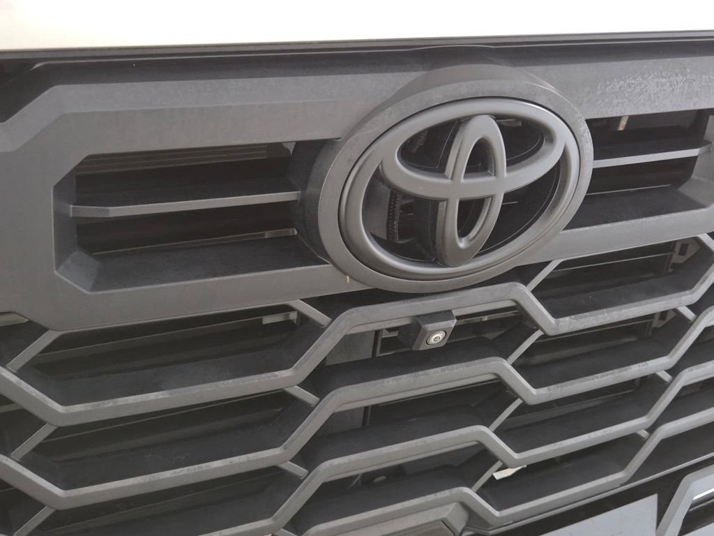 Used 2023  Toyota Limited image 14