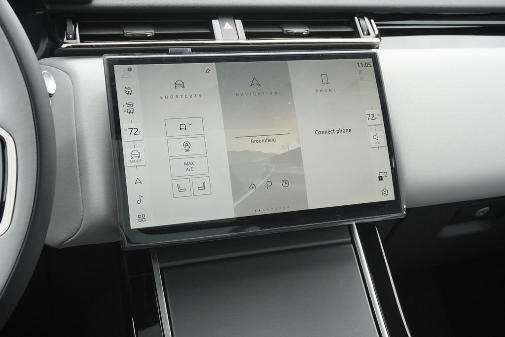 New 2026 Santorini Black Land Rover S image 15