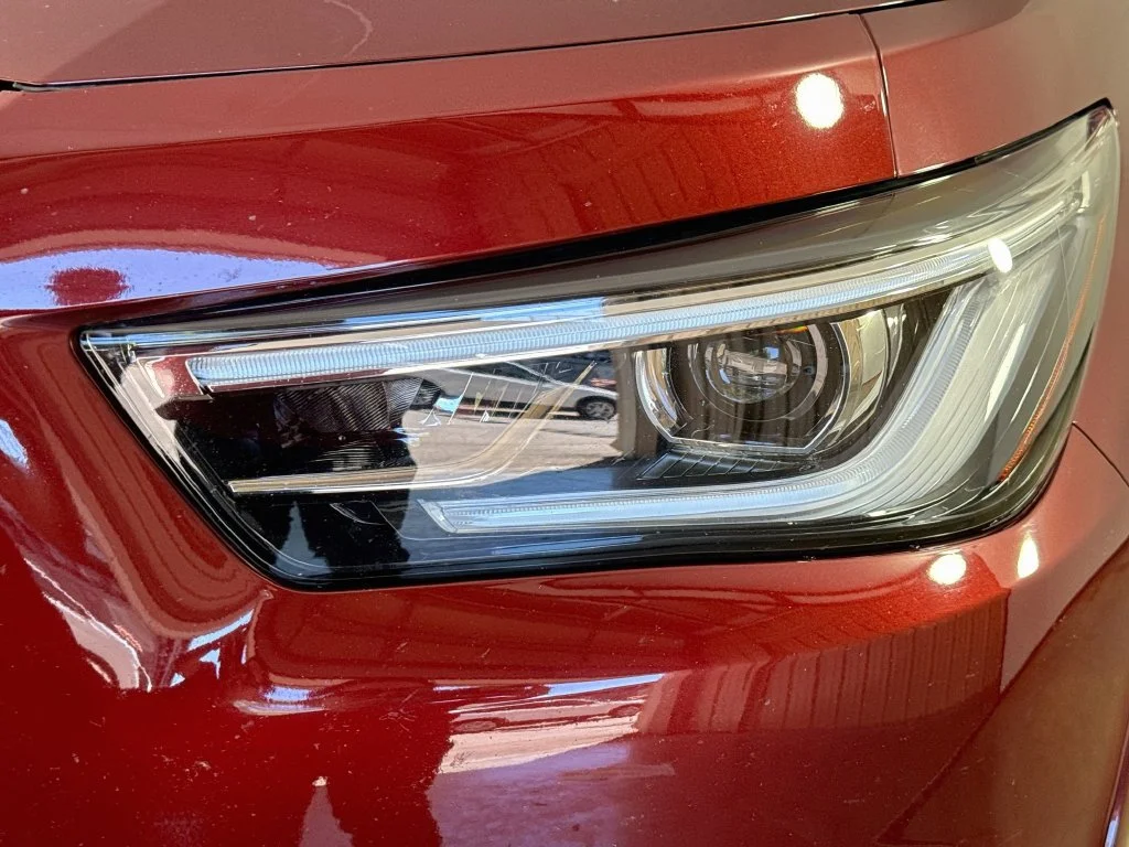 Certified Used 2022 Red INFINITI LUXE image 42