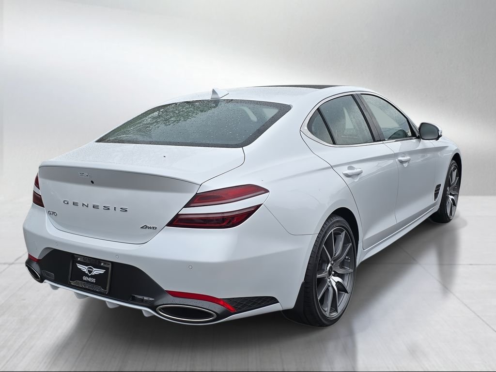 New 2026 White Genesis 2.5T PRESTIGE image 3