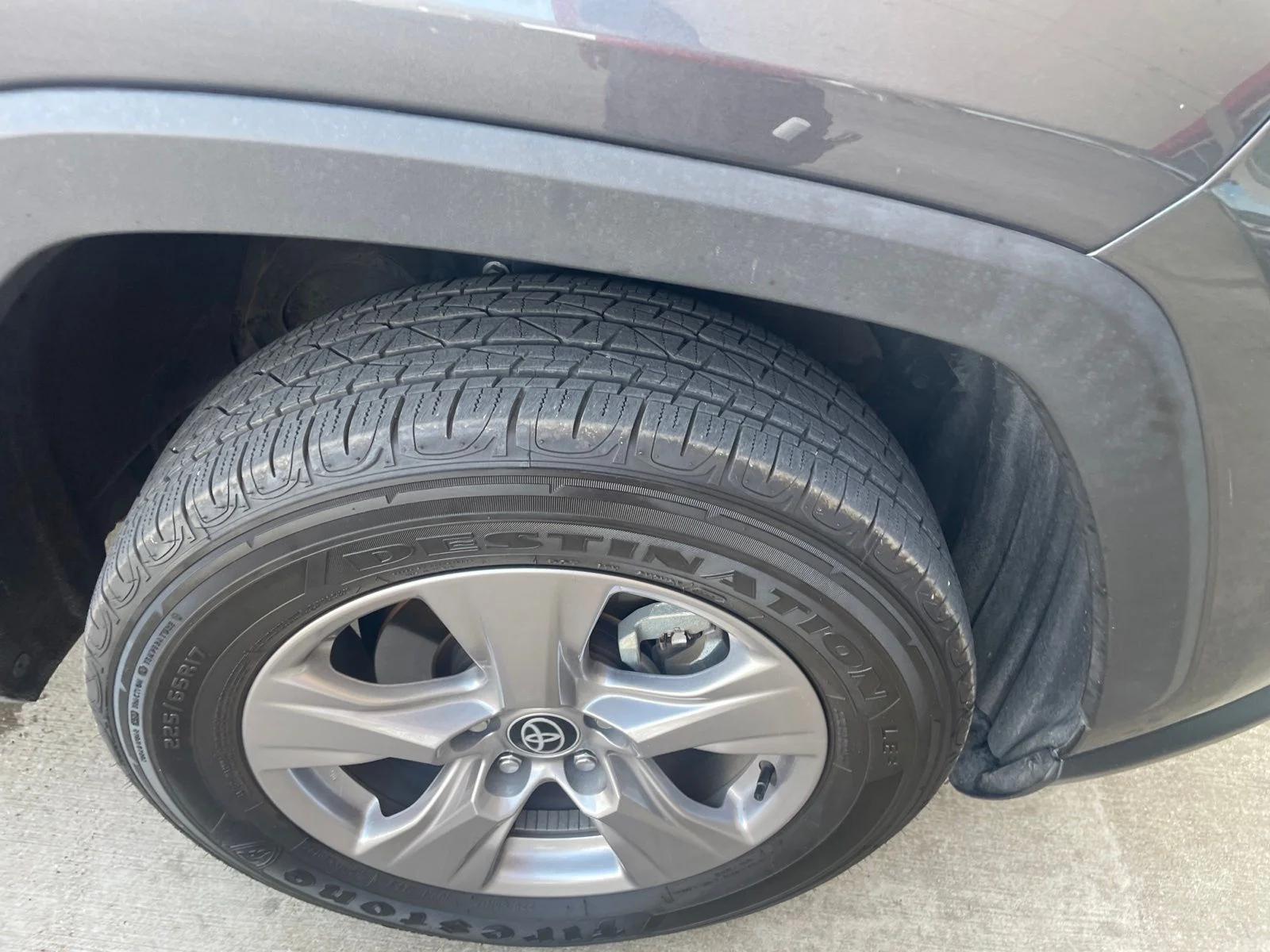 Used 2025 Gray Toyota XLE image 6