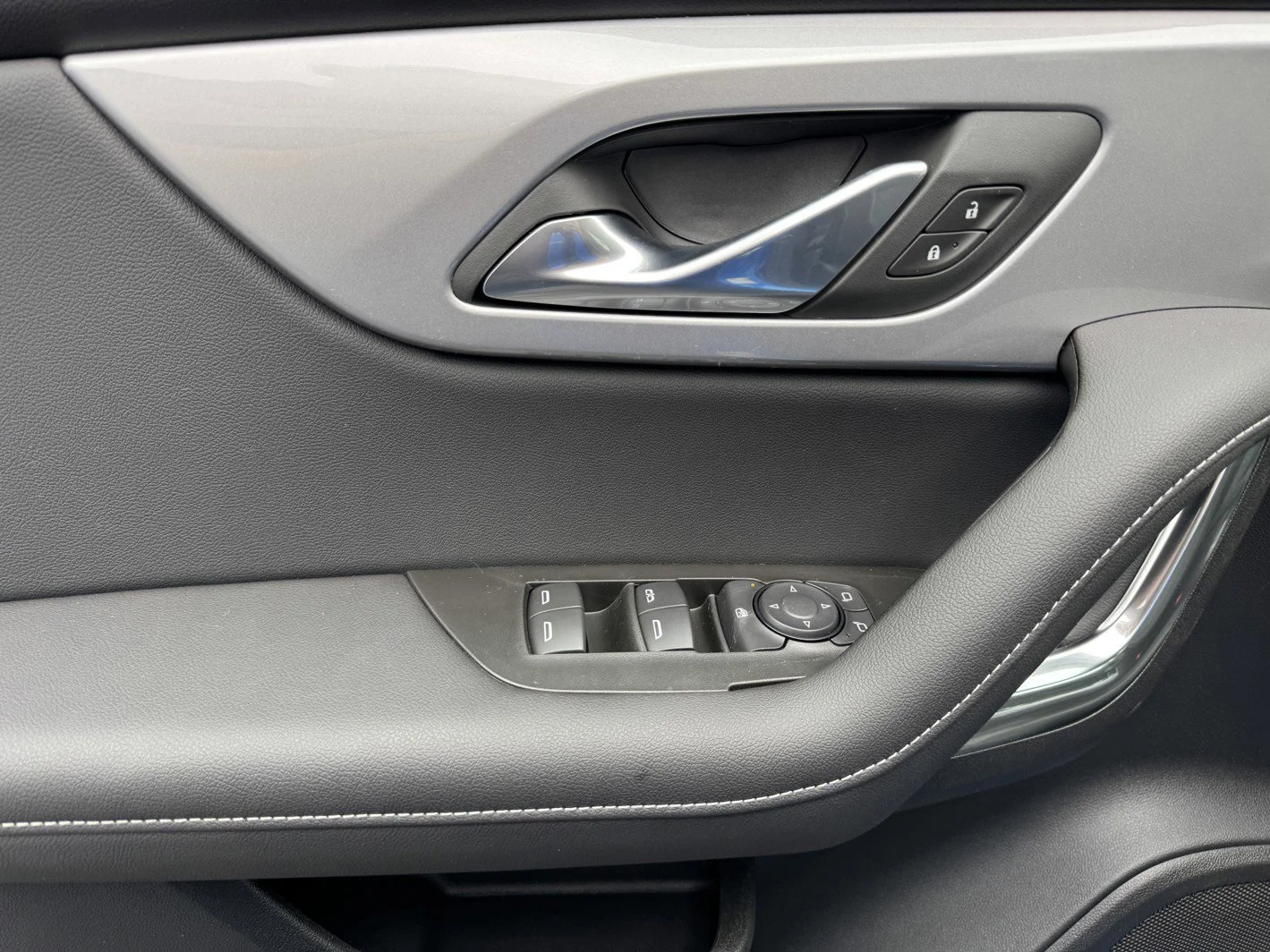 New 2026 Riptide Blue Metallic Chevrolet 2LT image 20