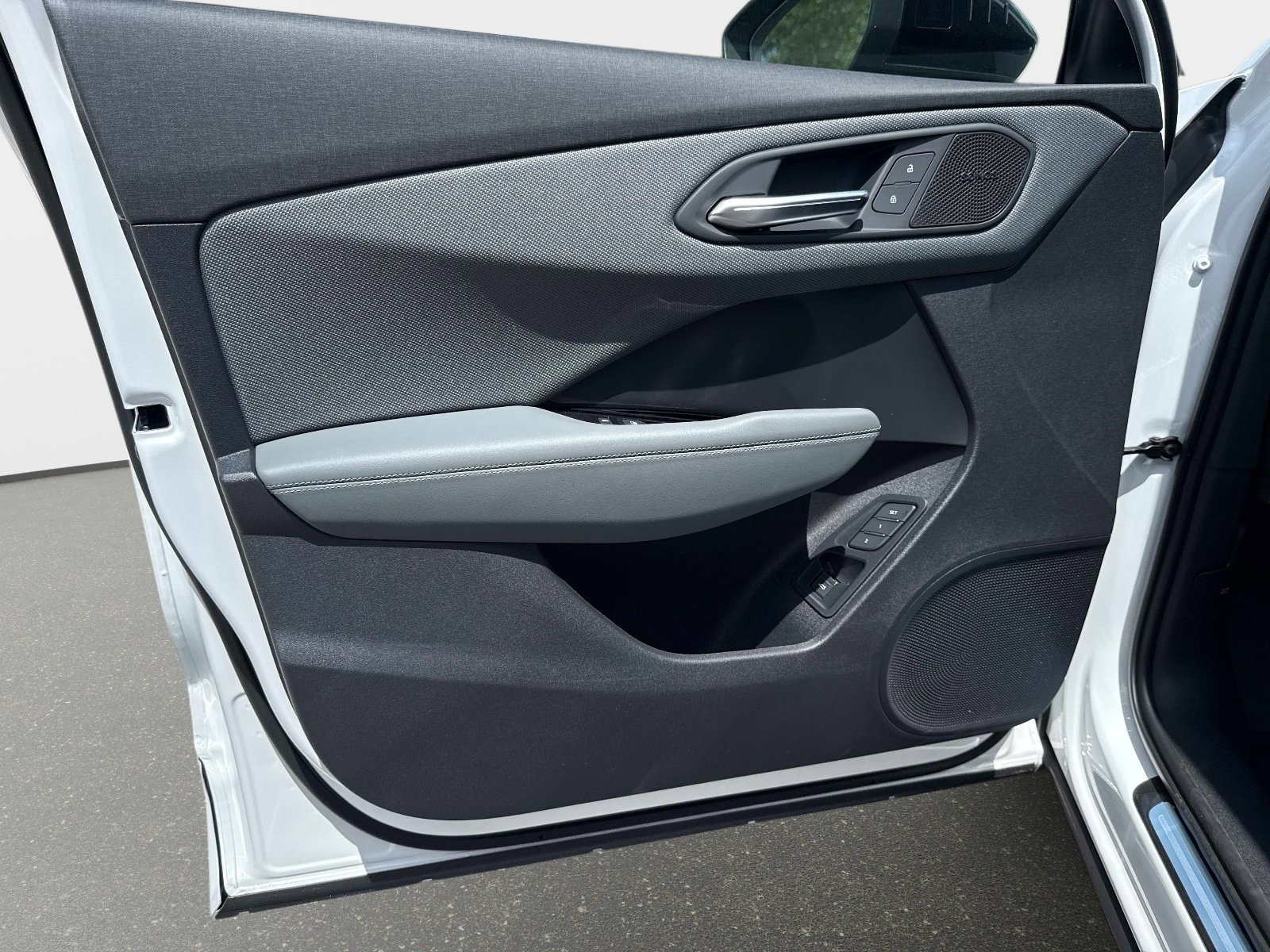 New 2026 Arkona White Audi S line image 16