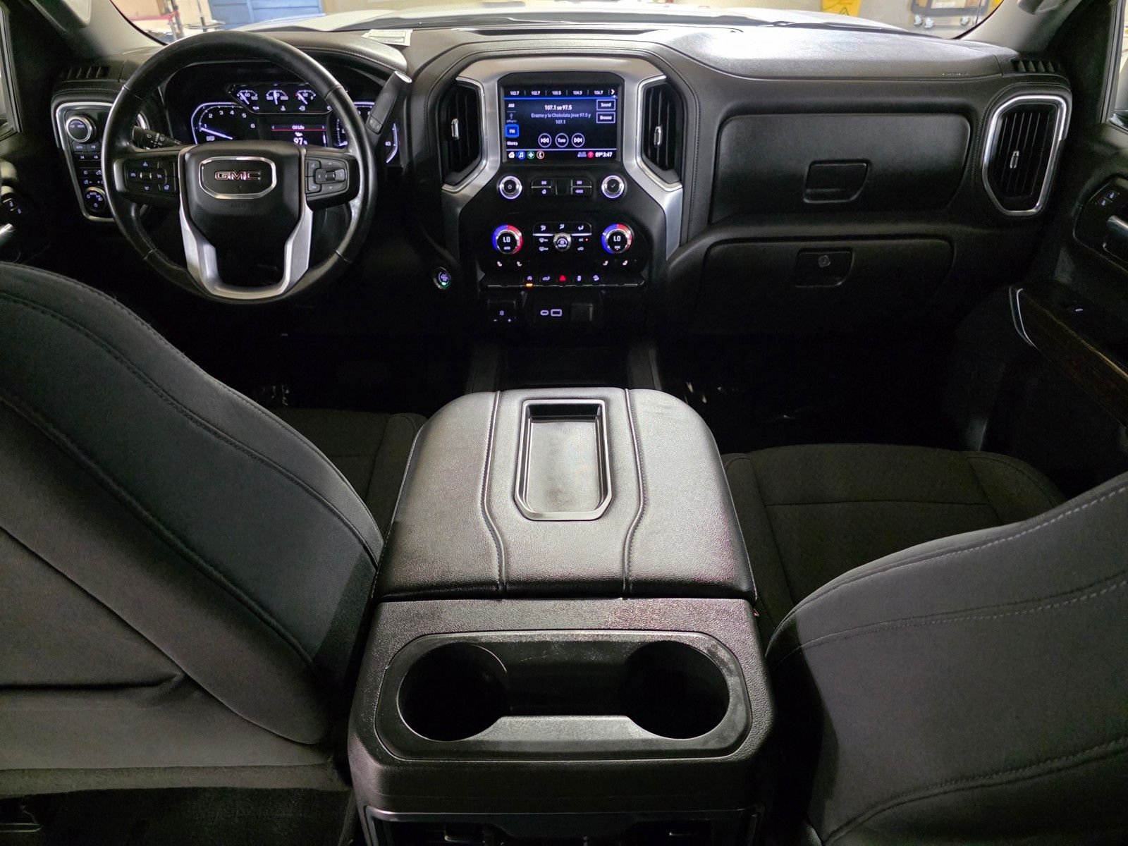 Used 2021 Summit White GMC Elevation image 21