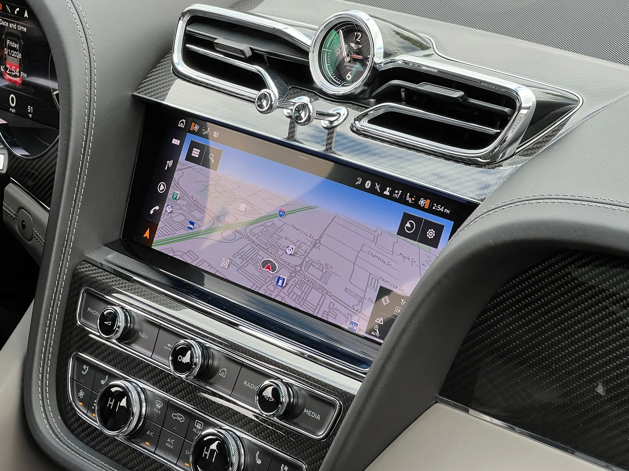 Used 2022 Black Bentley S image 39