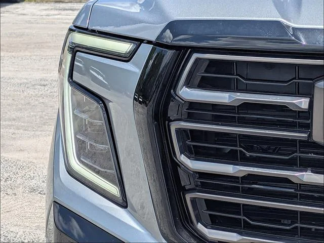 2026 GMC Yukon AT4 Ultimate - Photo 10