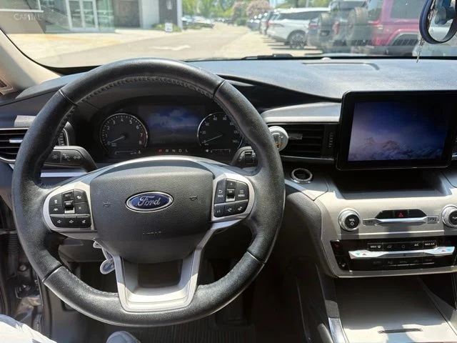 Used 2021 Gray Ford XLT image 9