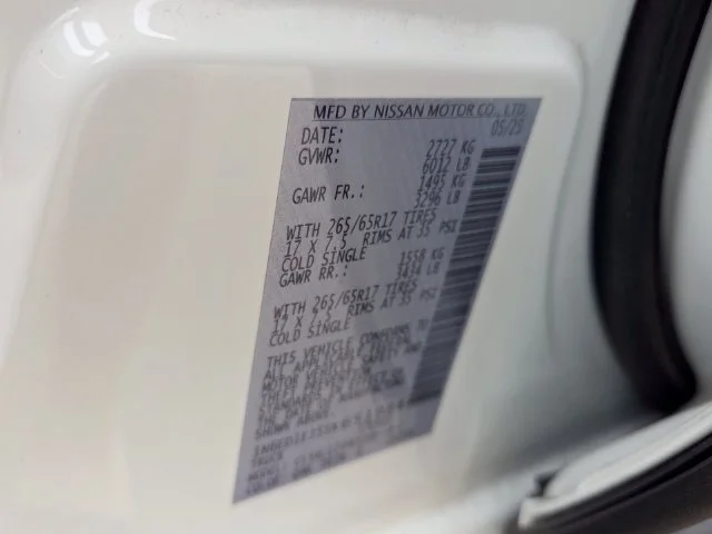 Used 2025 White Nissan SV image 18