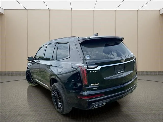 Used 2020 Black Cadillac Sport image 18