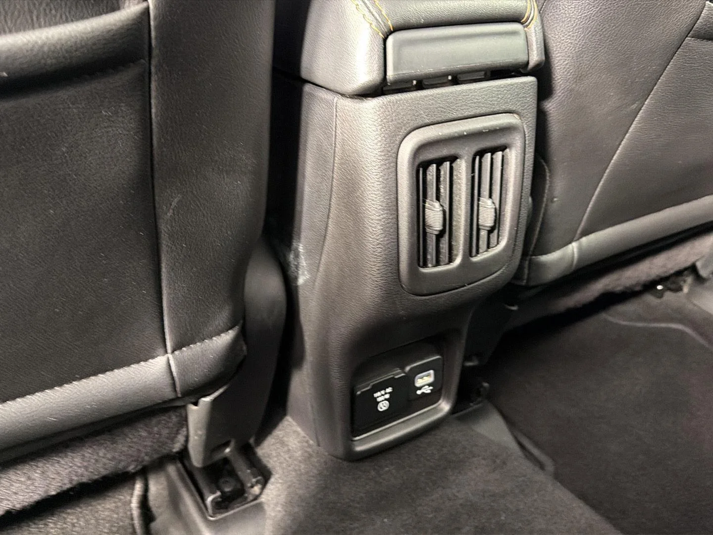 Used 2019 Granite Crystal Metallic Clearcoat Jeep Limited image 20