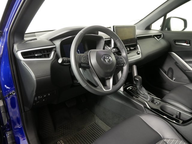 Used 2025 Blue Crush Metallic/Jet Black Toyota Hybrid XSE w/ Convenience Pkg image 10