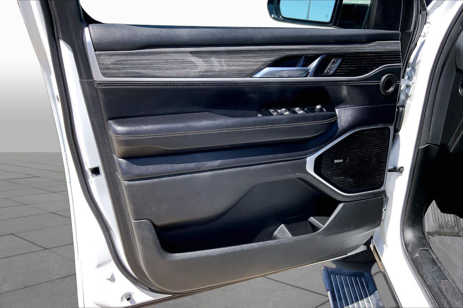 Used 2022 Bright White Clearcoat Jeep Series III image 21