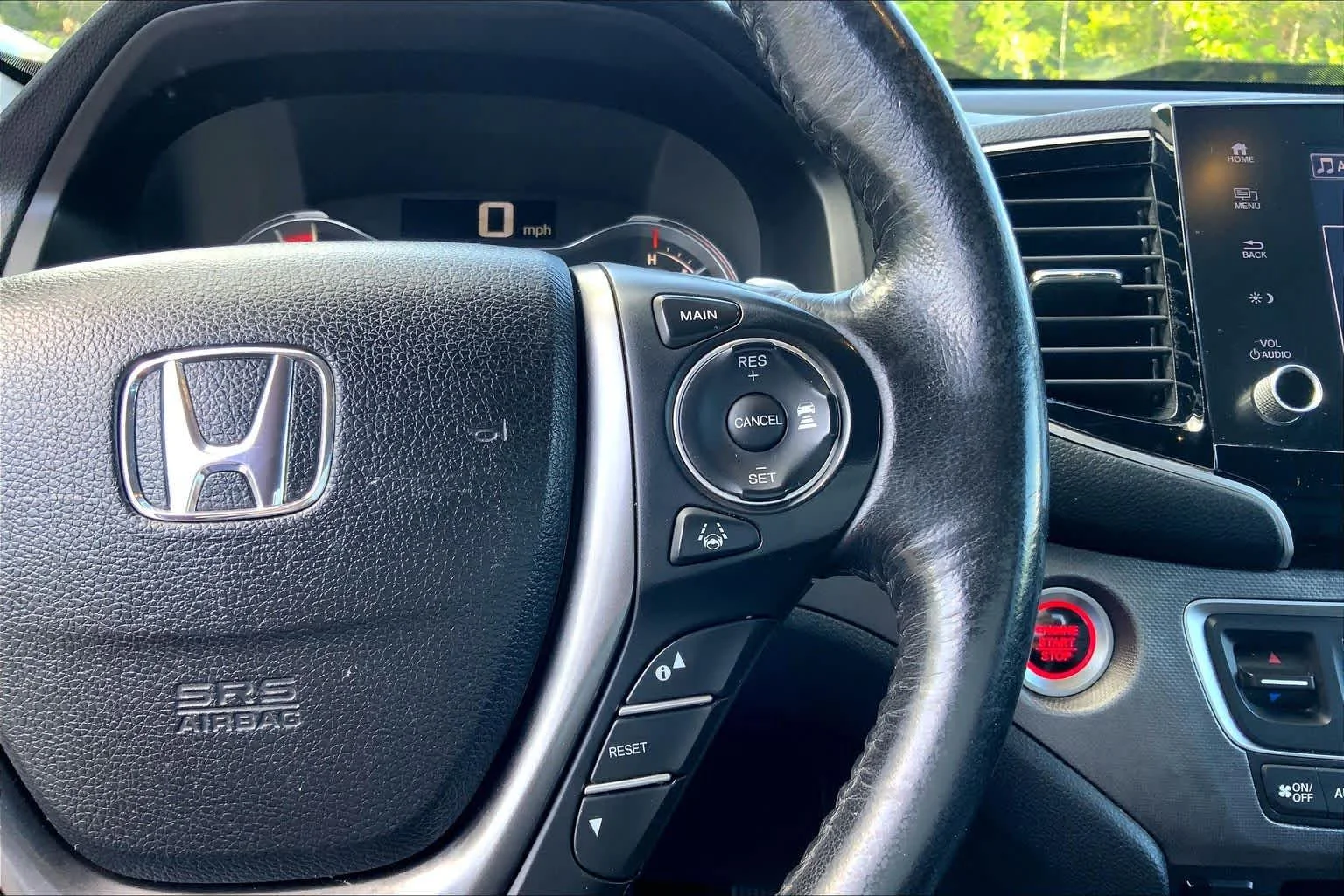 Certified Used 2023 Sonic Gray Pearl Honda RTL image 25