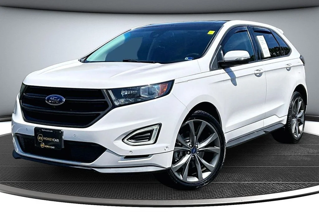 Used 2016 White Ford Sport image 3