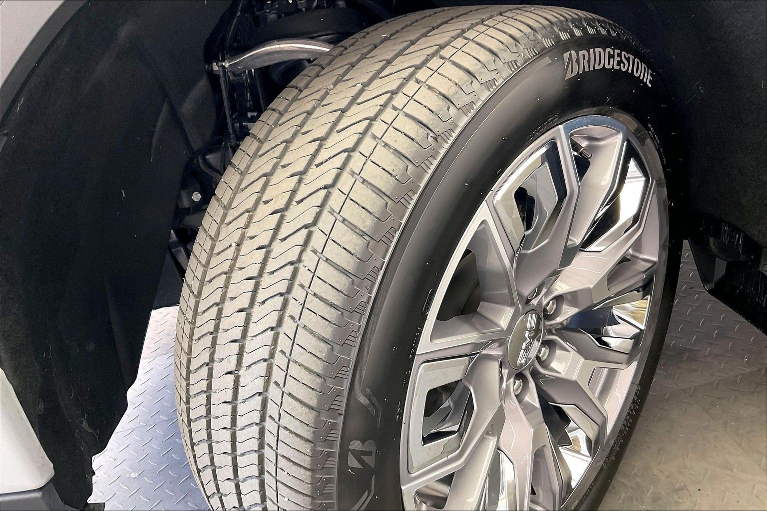 Used 2025 Thunderstorm Gray GMC Denali image 33