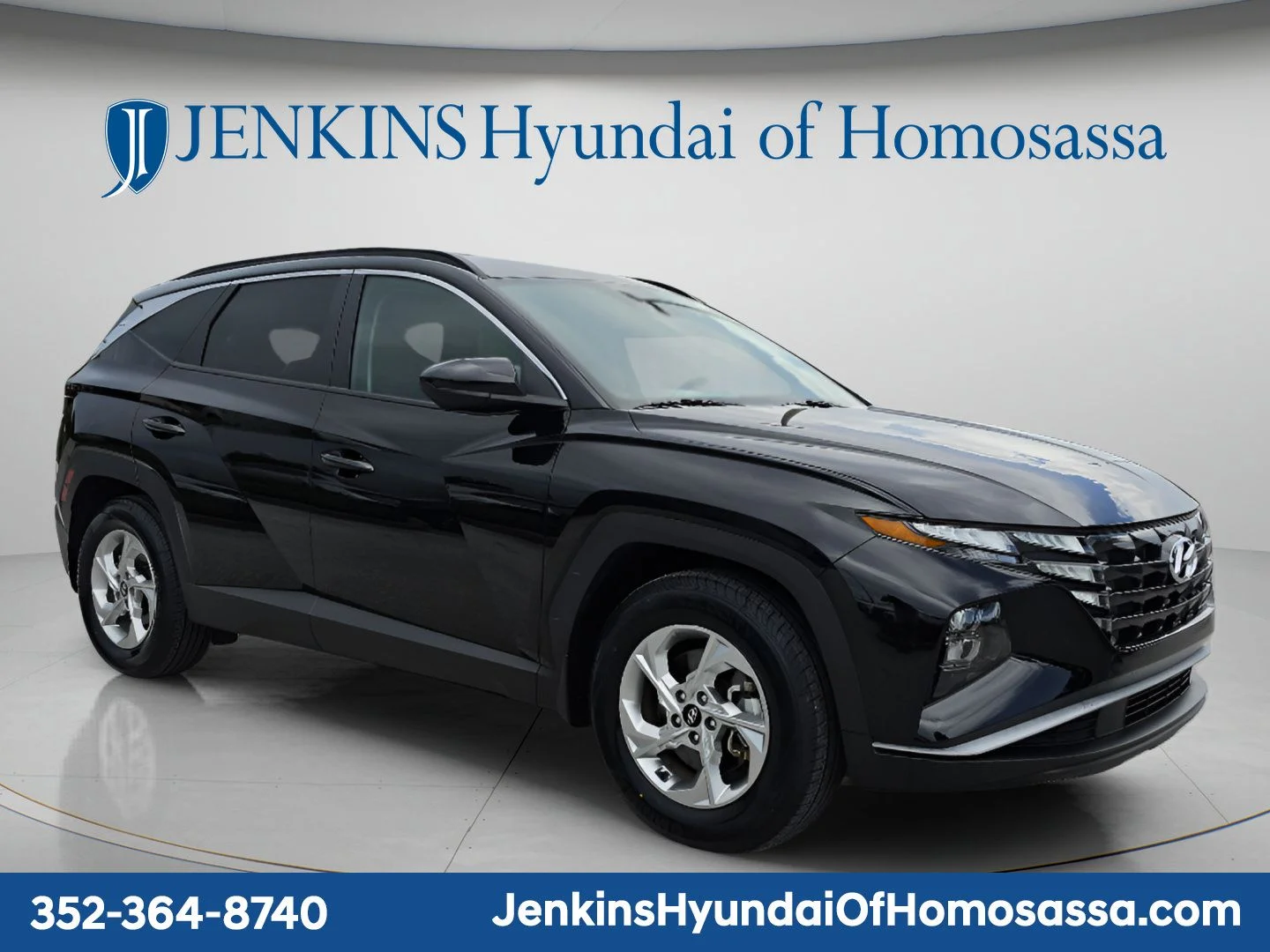 Used 2024 Black Hyundai SEL image 1